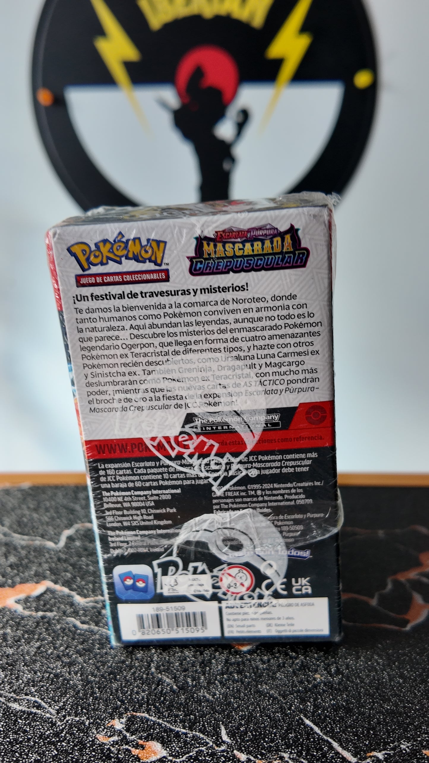 Booster Box 18 sobres Mascarada Crepuscular , Español