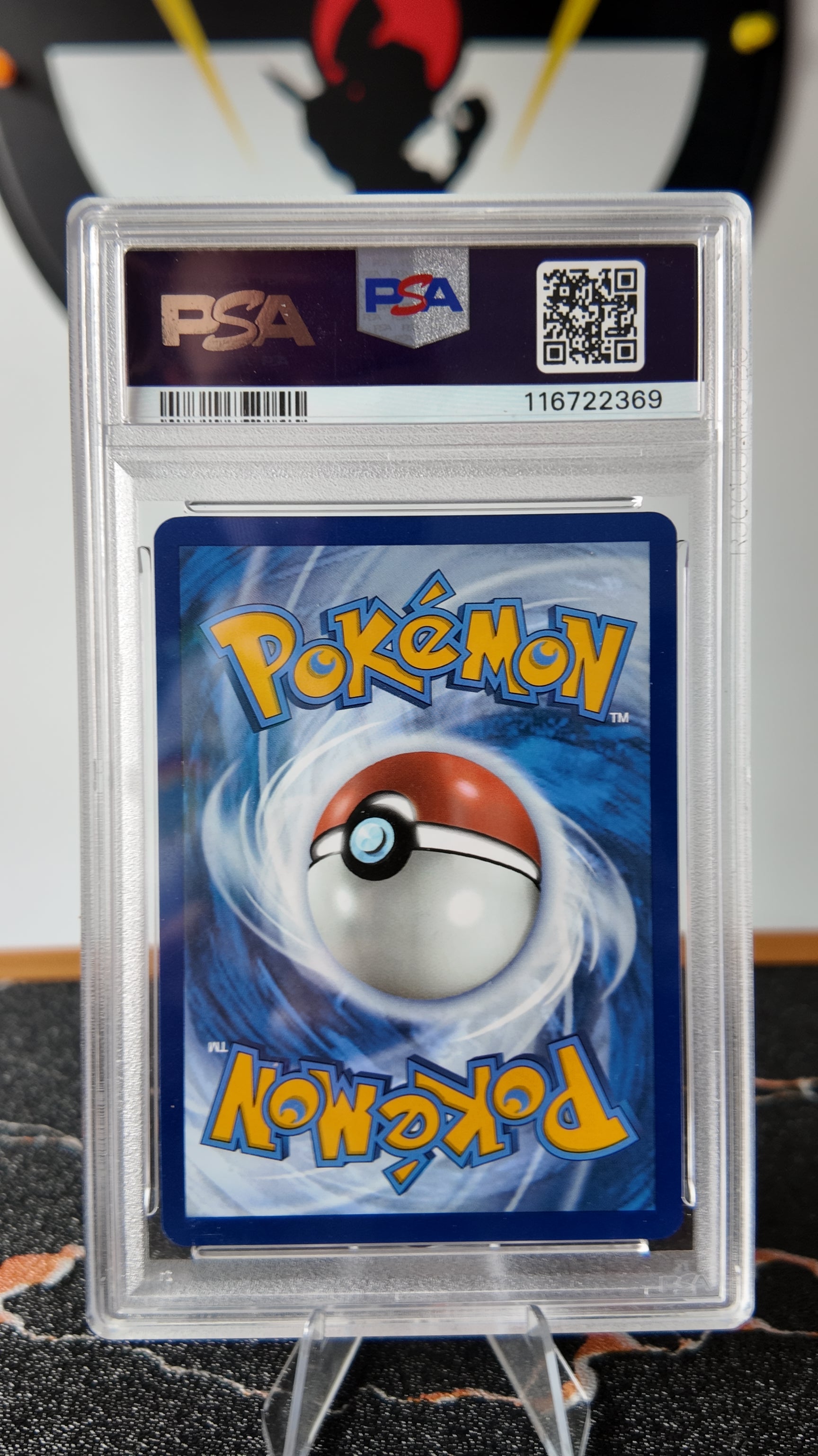 Pikachu Surging Sparks , PSA 10 , Ingles