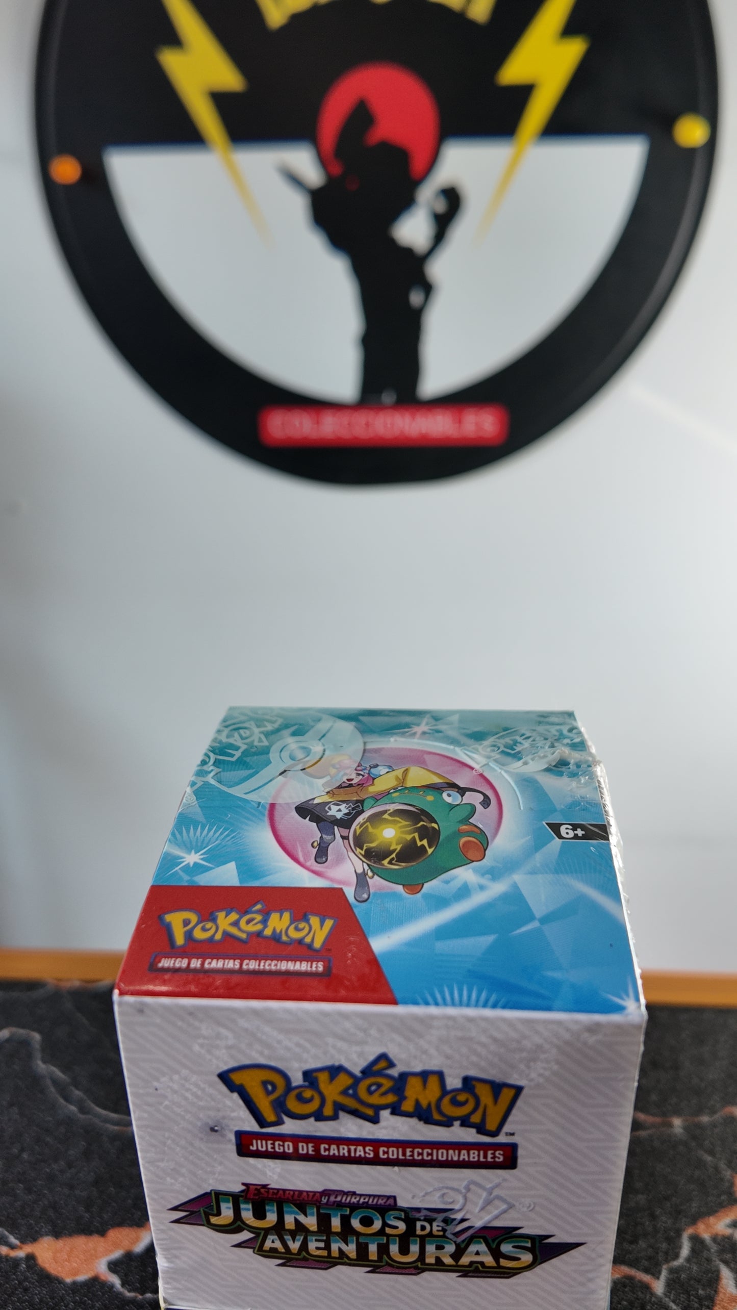 Booster Box 18 sobres , Juntos de Aventuras , Esp