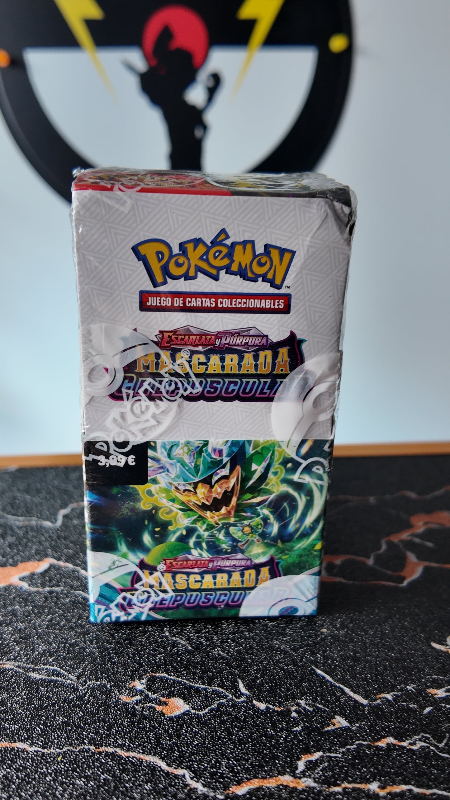 Booster Box 18 sobres Mascarada Crepuscular , Español