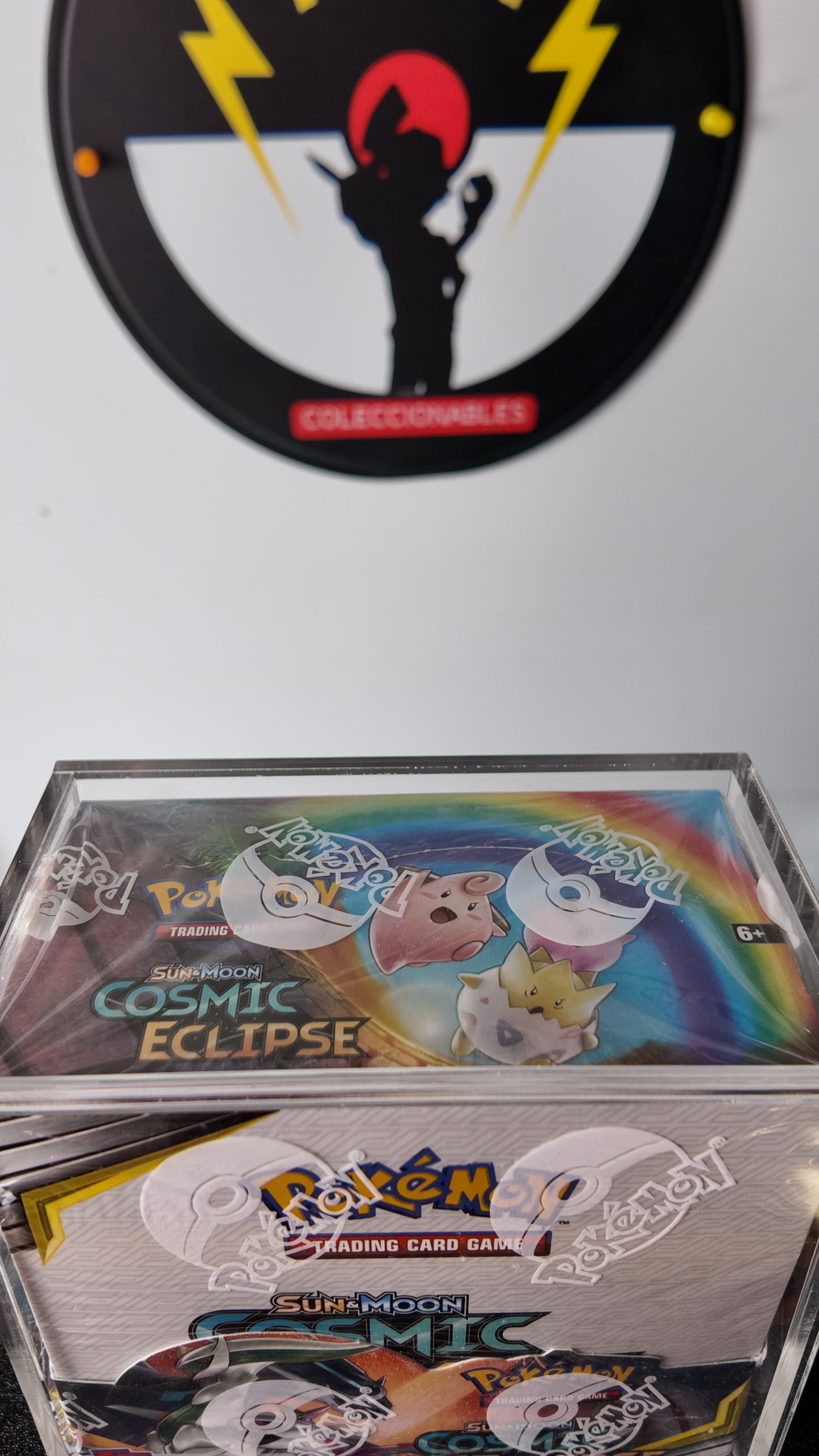 Booster Box Cosmic Eclipse , Inglés+acrílico